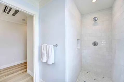 180 Kings Highway Hampton NH 03842