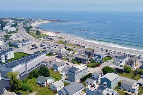 180 Kings Highway Hampton NH 03842