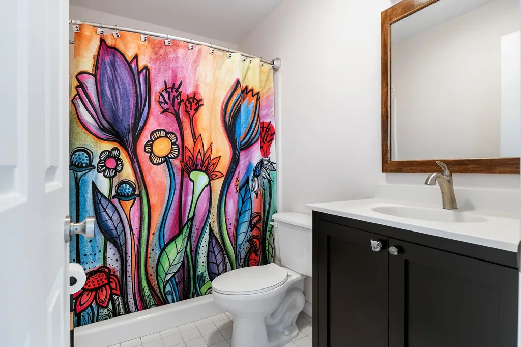 75 Hilltop Place New London NH 03257