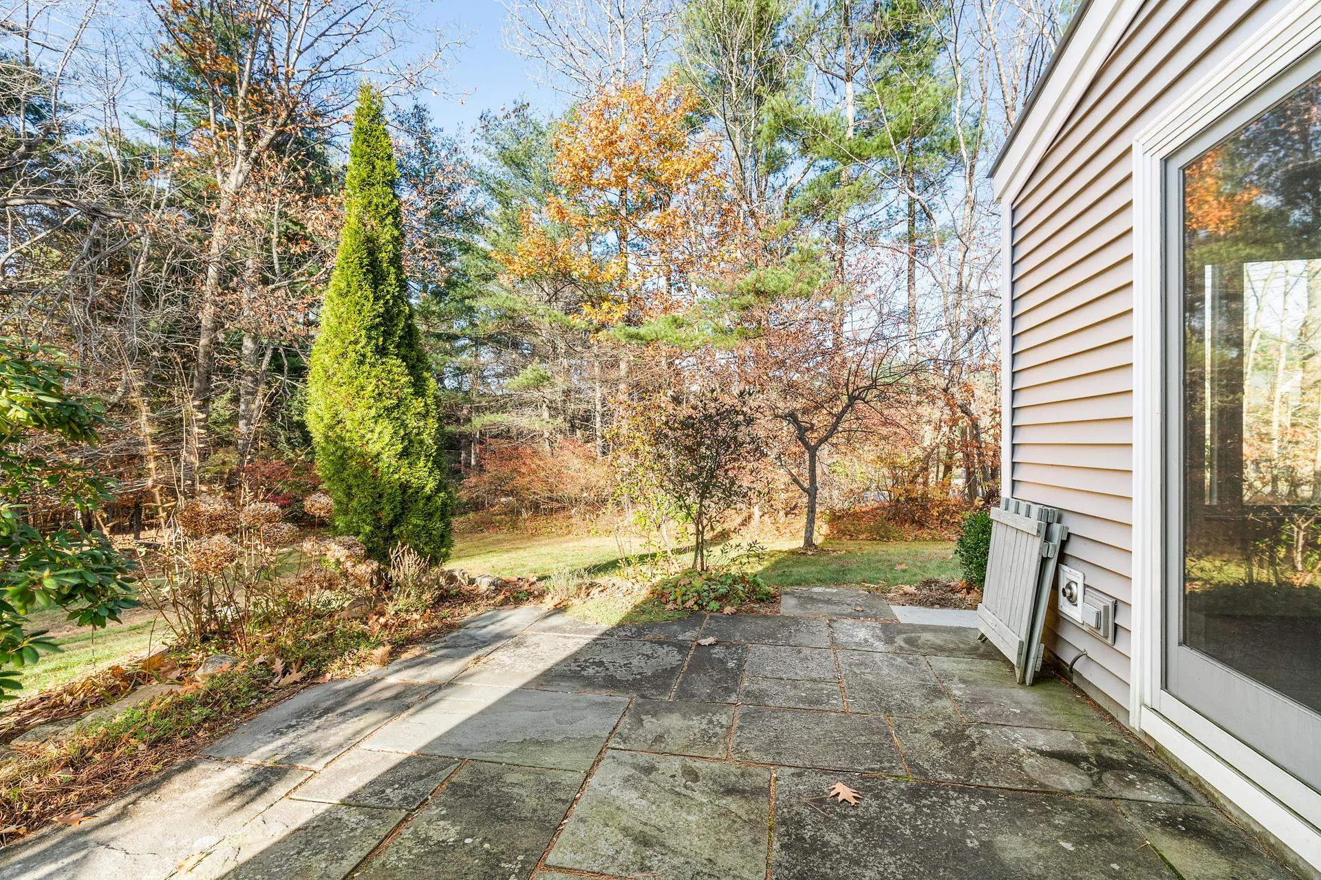 75 Hilltop Place New London NH 03257