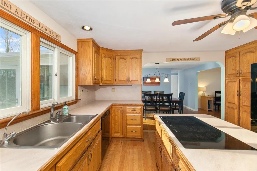 104 Old County Road Plaistow NH 03865