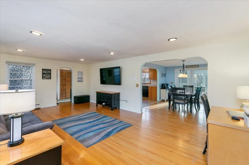 104 Old County Road Plaistow NH 03865