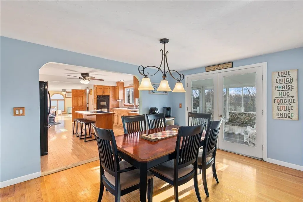 104 Old County Road Plaistow NH 03865