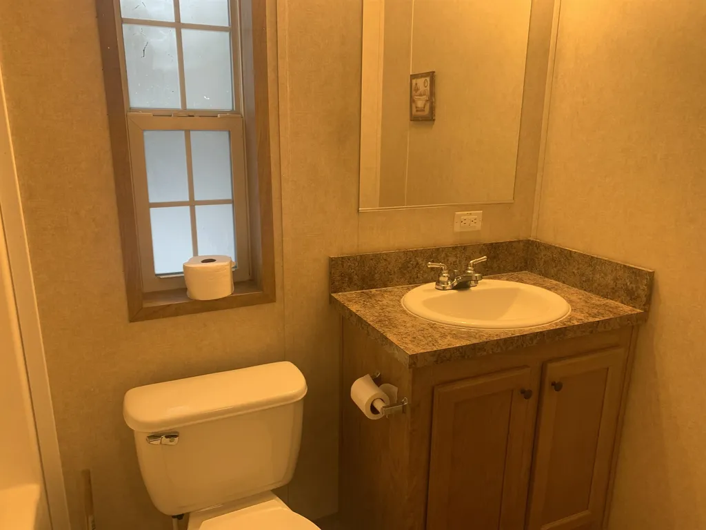 6 Mavis Avenue Rochester NH 03839