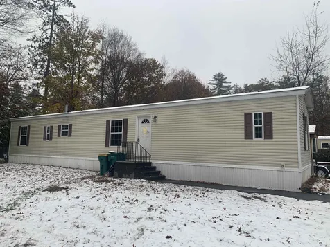 6 Mavis Avenue Rochester NH 03839