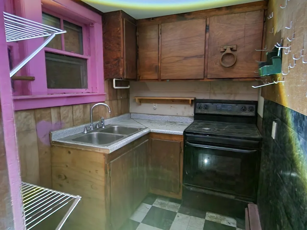 4 Maynard Street Claremont NH 03743