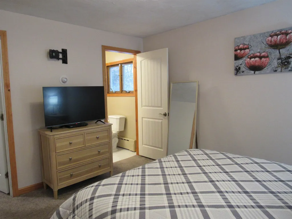 130 North Road Shelburne NH 03581