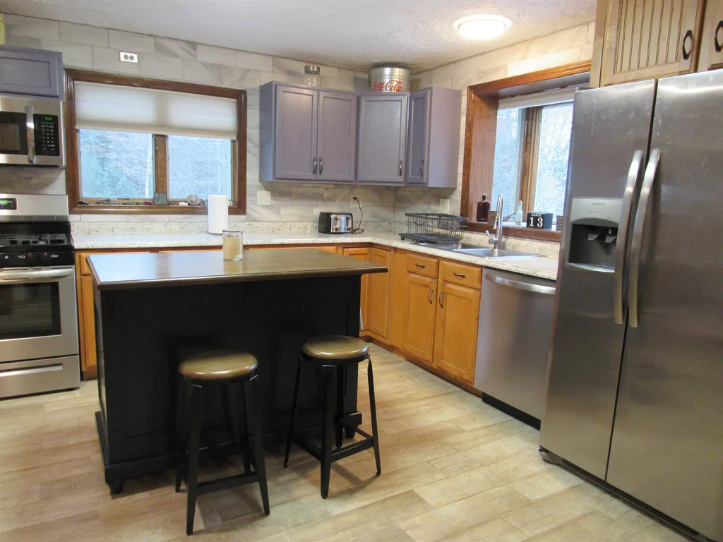 130 North Road Shelburne NH 03581