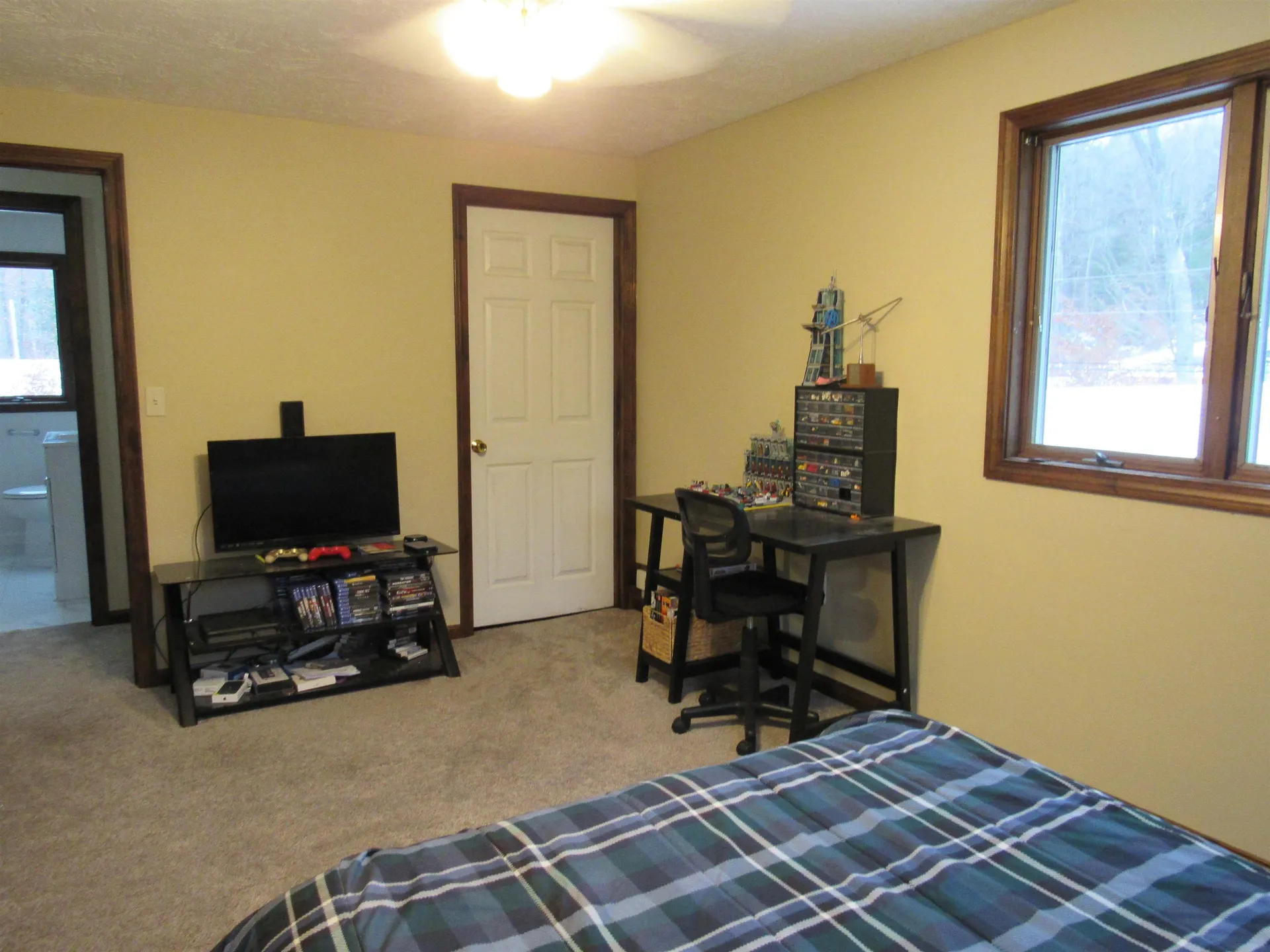 130 North Road Shelburne NH 03581