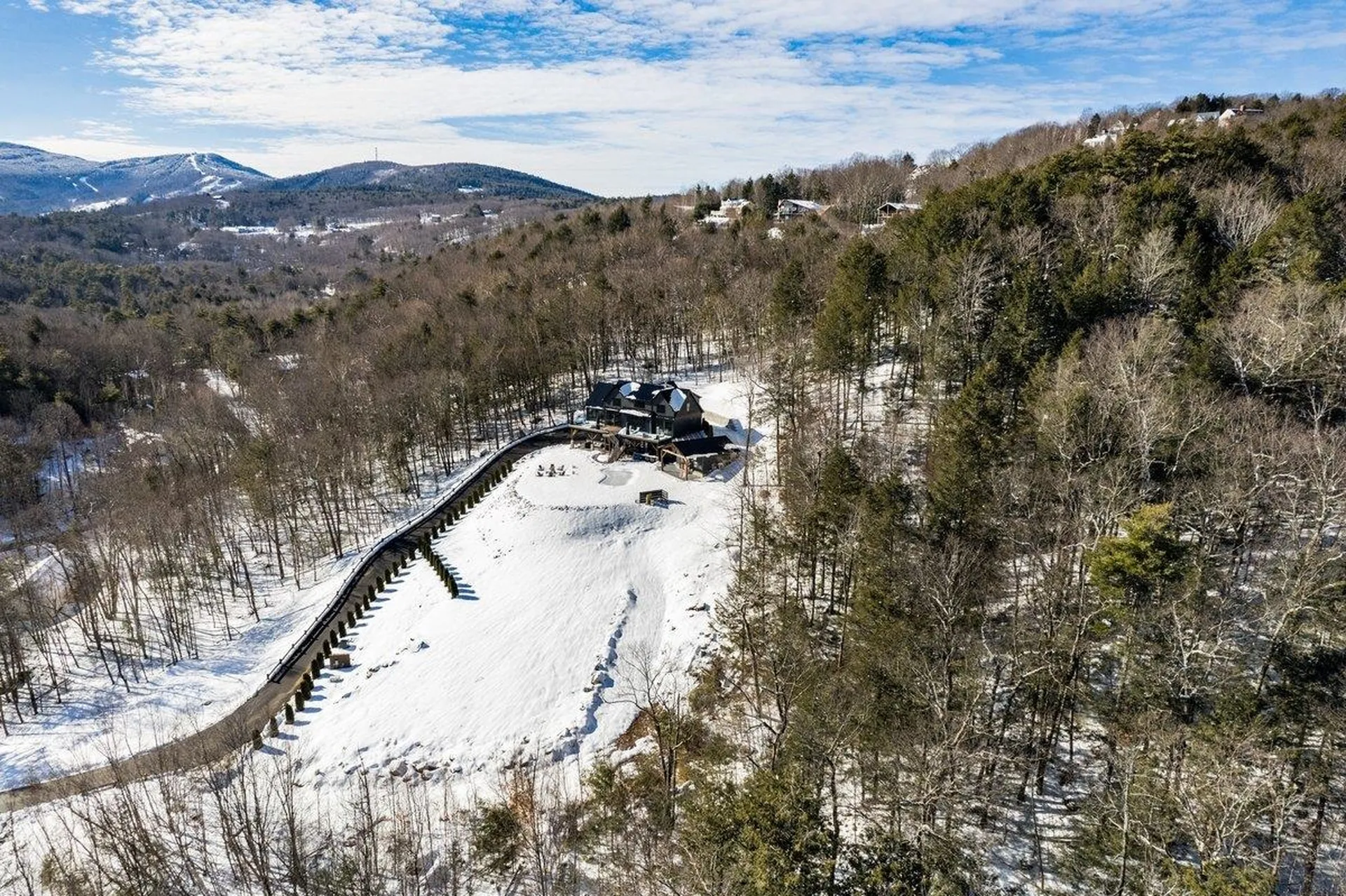 125 Tate Road Gilford NH 03249