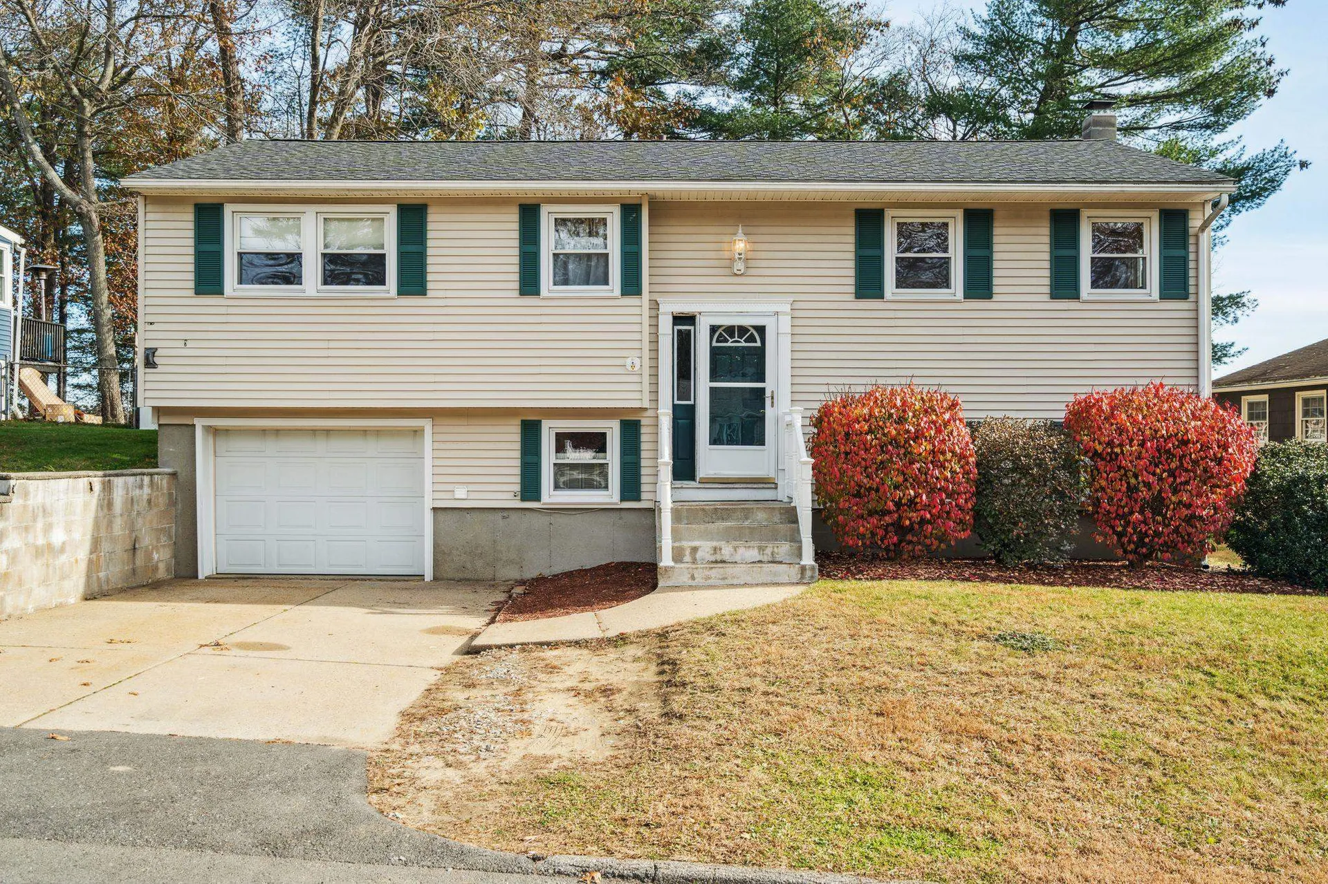 265 Saint James Avenue Manchester NH 03102