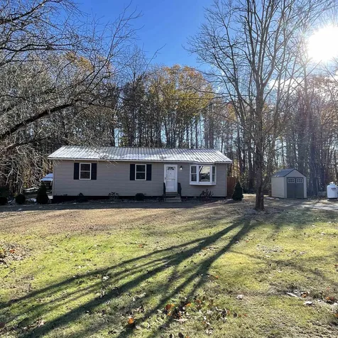 4 Forest Lane Boscawen NH 03303