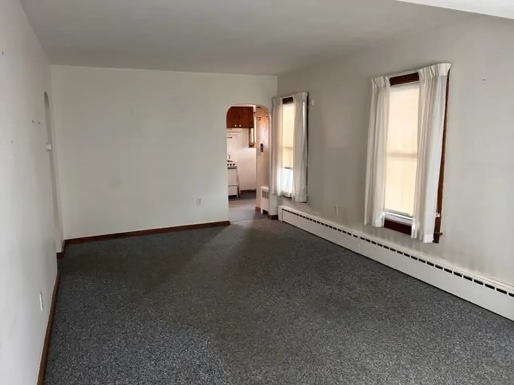 4 Gage Place Bennington VT 05201