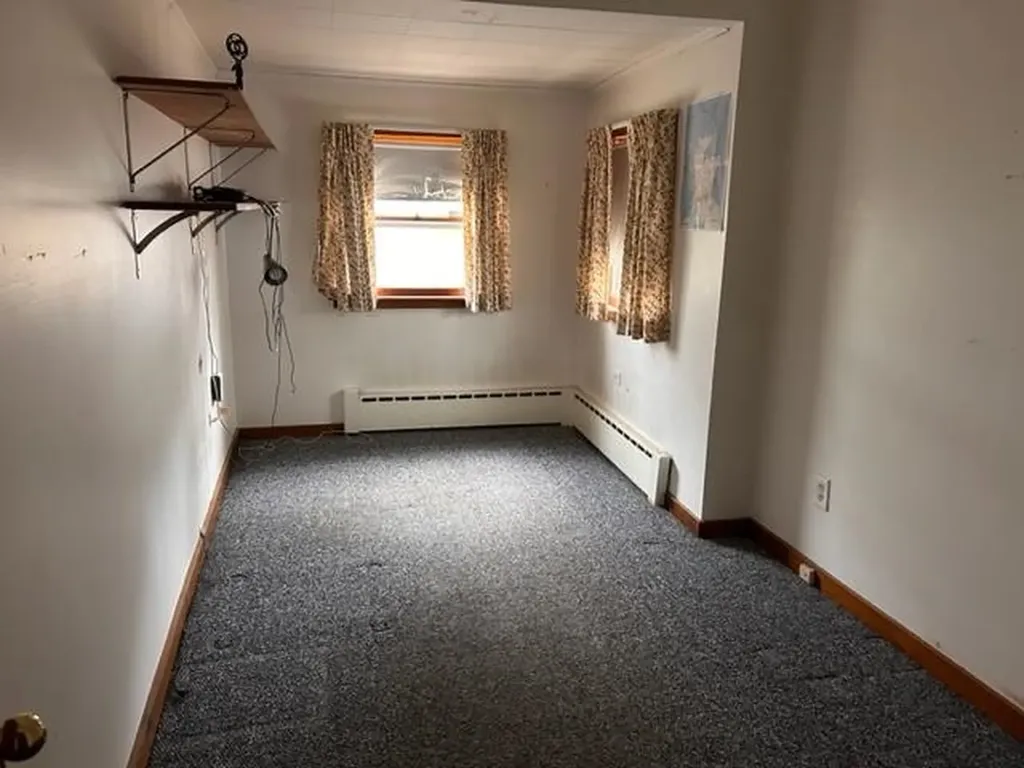 4 Gage Place Bennington VT 05201