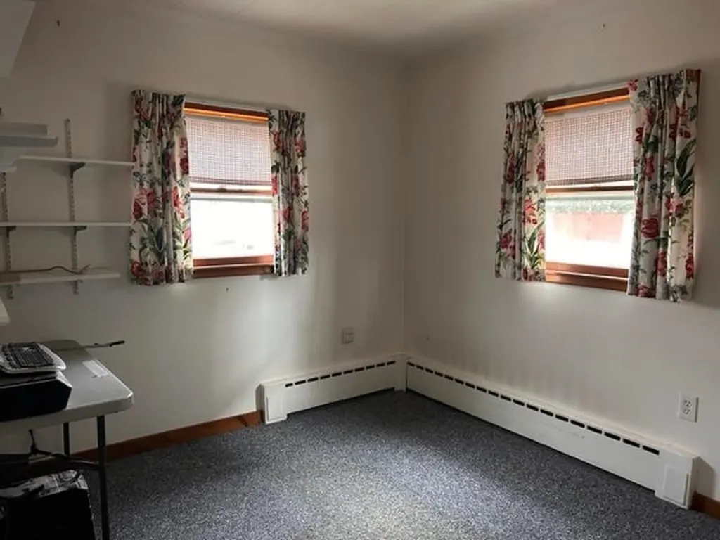 4 Gage Place Bennington VT 05201