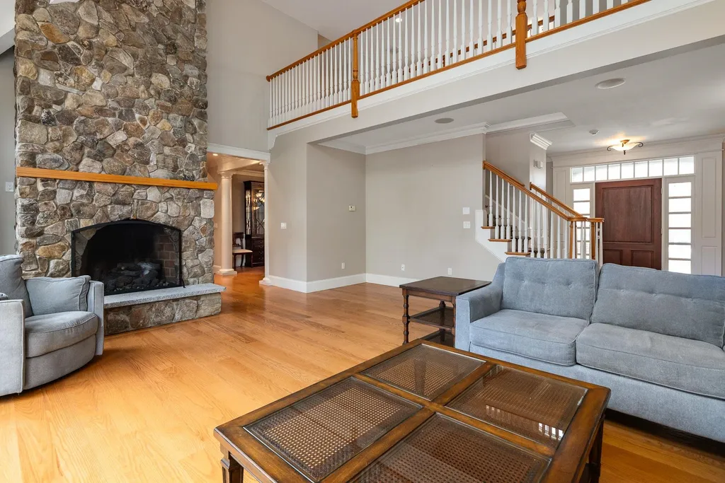 13 Whitehorse Drive Rye NH 03870