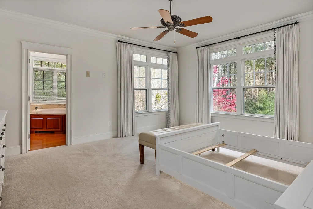 13 Whitehorse Drive Rye NH 03870