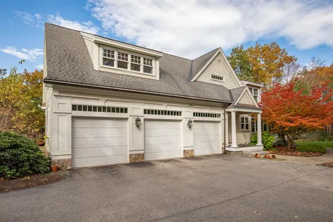 13 Whitehorse Drive Rye NH 03870