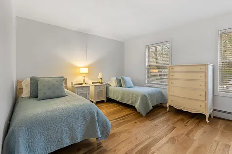 7 Pointe Drive Essex VT 05452