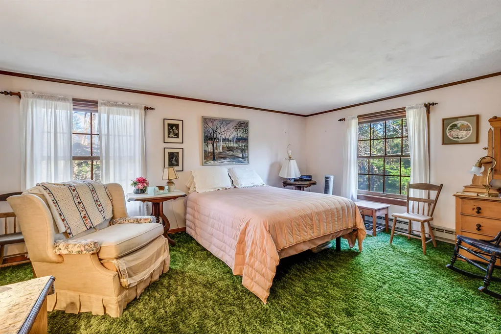 30 Ridgewood Road Sunapee NH 03782