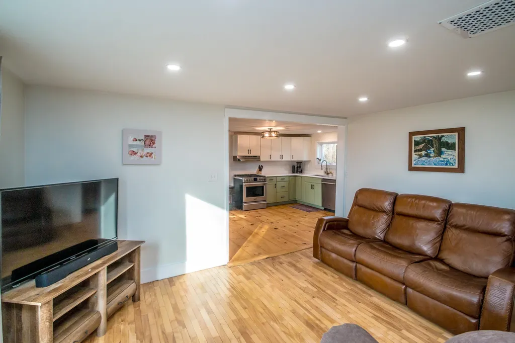 129 Meadows Road Jefferson NH 03583