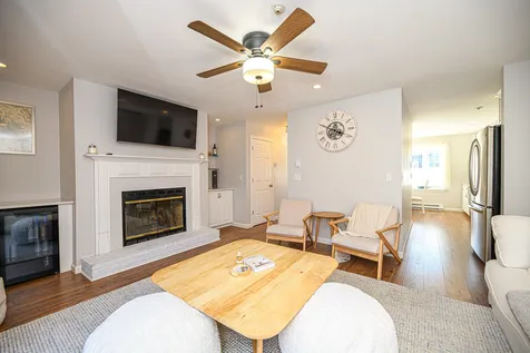 6 Independence Way Laconia NH 03246