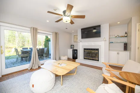 6 Independence Way Laconia NH 03246