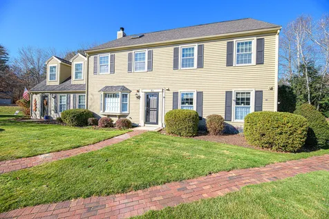 6 Independence Way Laconia NH 03246