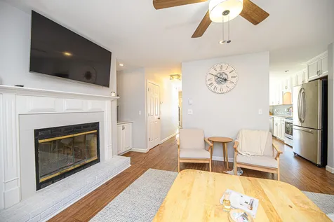 6 Independence Way Laconia NH 03246