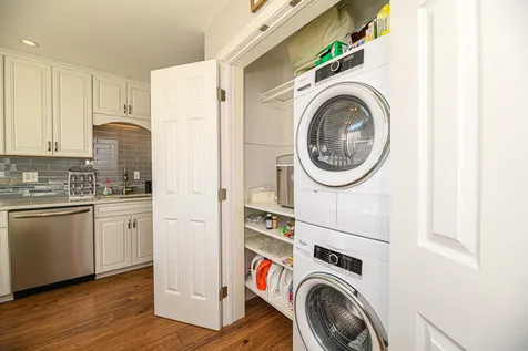 6 Independence Way Laconia NH 03246