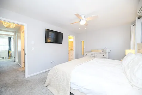 6 Independence Way Laconia NH 03246
