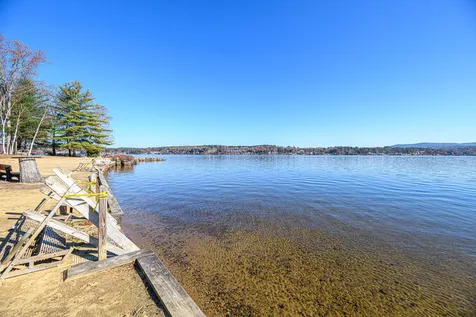6 Independence Way Laconia NH 03246