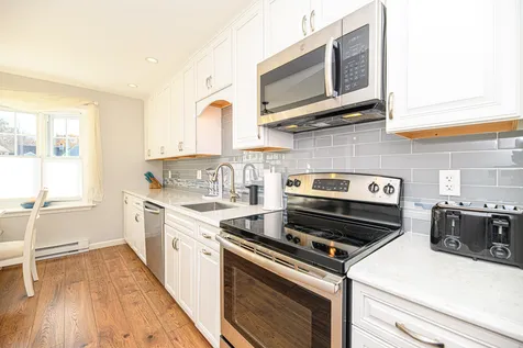 6 Independence Way Laconia NH 03246