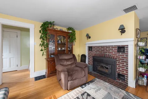 60 Crescent Street Hill NH 03243