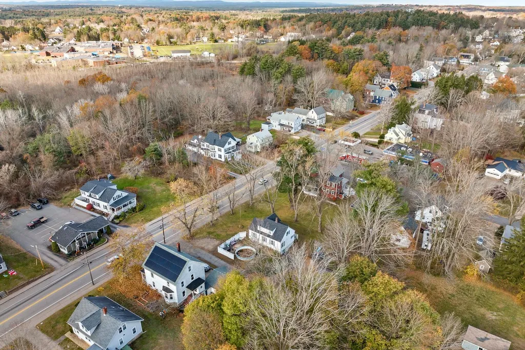 274 High Street Somersworth NH 03878