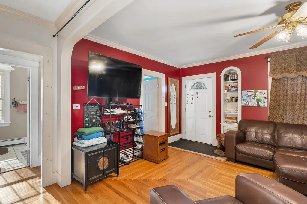 274 High Street Somersworth NH 03878