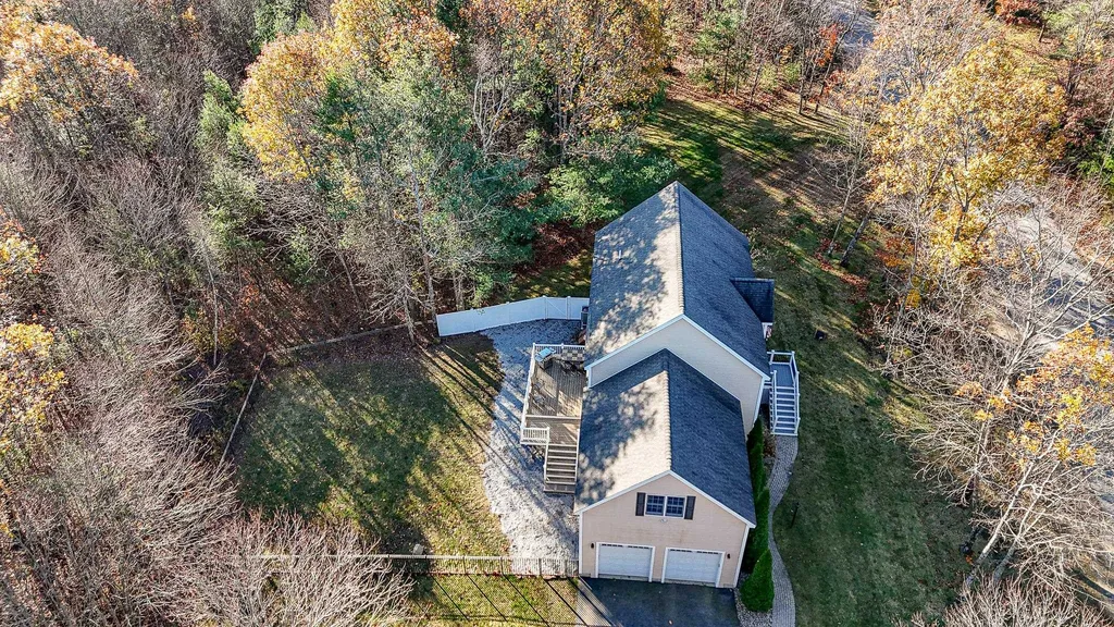 15 Fireside Drive Epping NH 03042