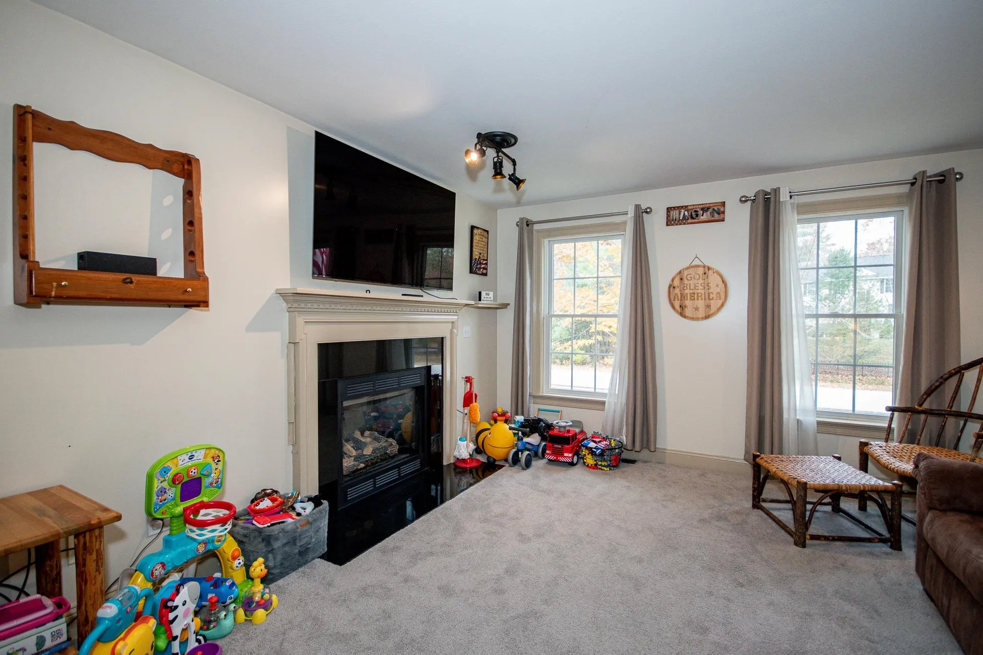 15 Fireside Drive Epping NH 03042