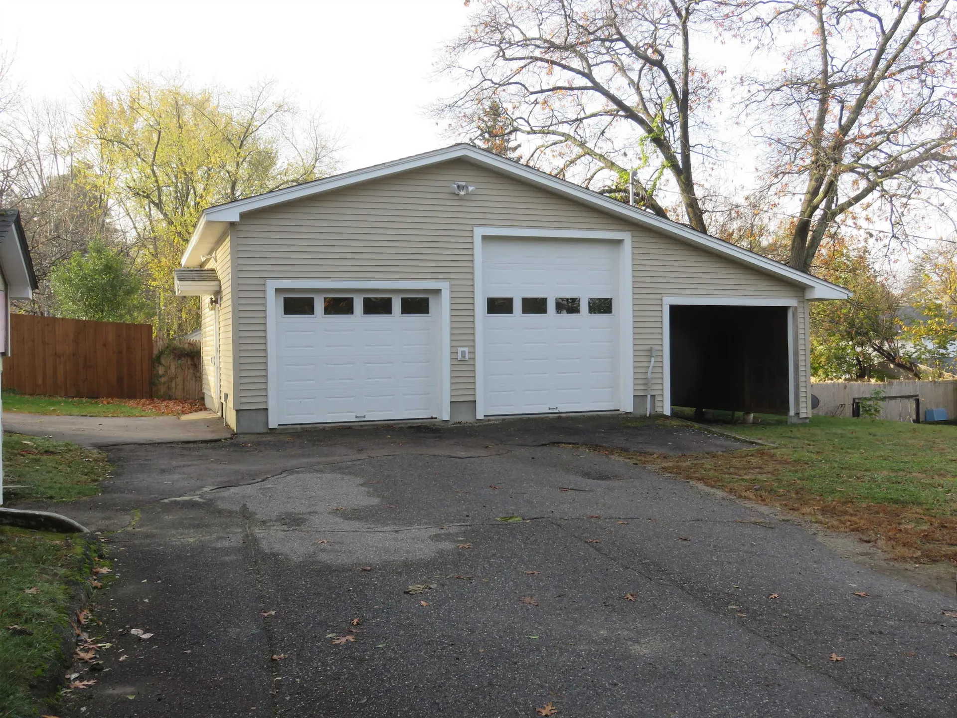 114 W Elmwood Avenue Manchester NH 03103