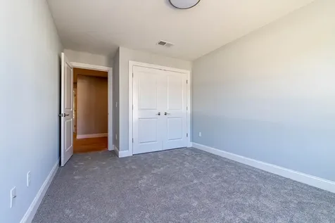 8-1 Porch Light Drive Dover NH 03820