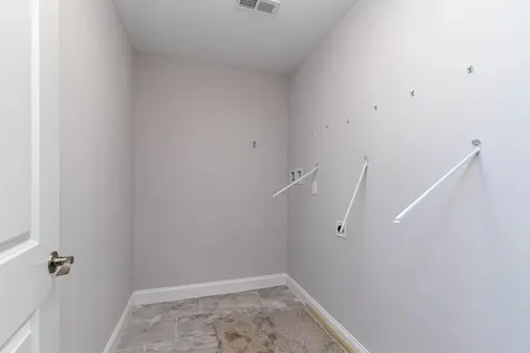 8-1 Porch Light Drive Dover NH 03820