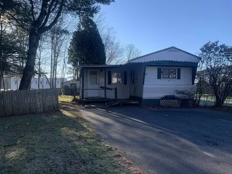 11 Ringer Drive Somersworth NH 03878