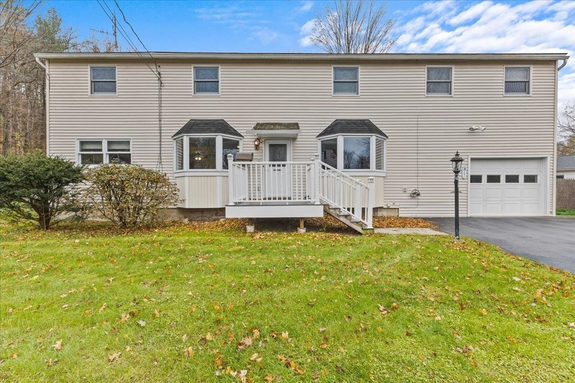 17 Moore Court Burlington VT 05408
