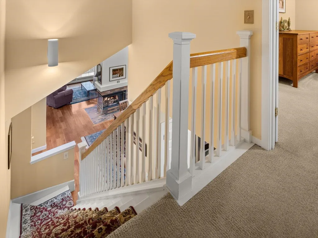 30 Iris Lane South Burlington VT 05403