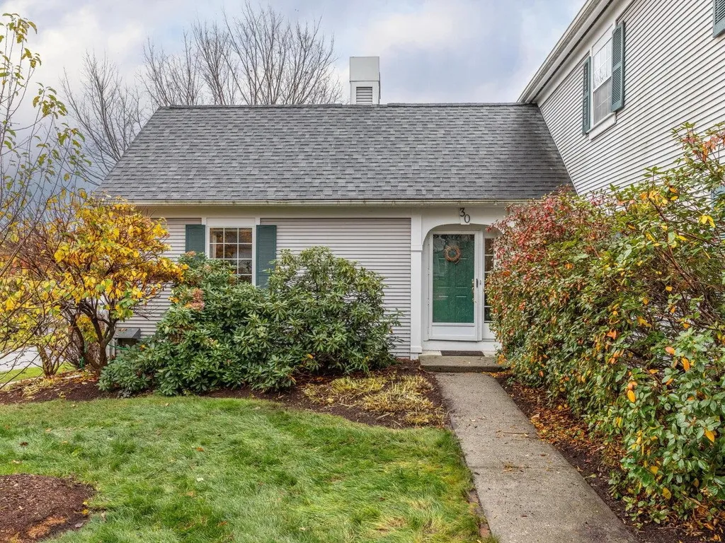30 Iris Lane South Burlington VT 05403