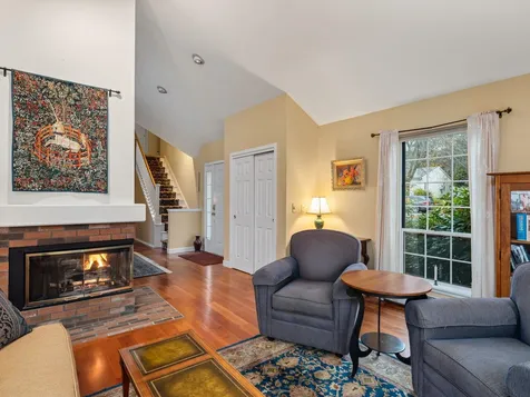 30 Iris Lane South Burlington VT 05403