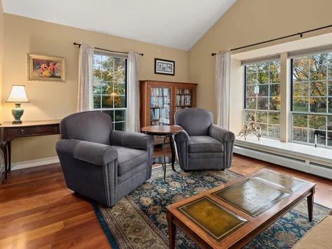 30 Iris Lane South Burlington VT 05403