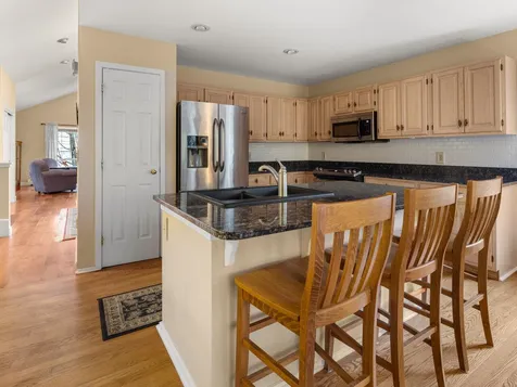 30 Iris Lane South Burlington VT 05403