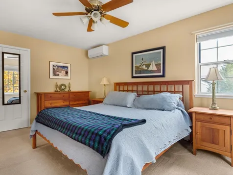 30 Iris Lane South Burlington VT 05403