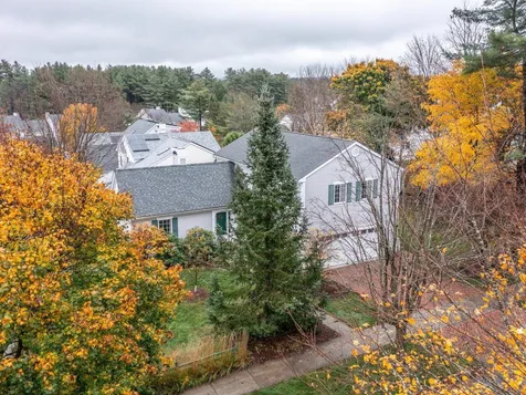 30 Iris Lane South Burlington VT 05403